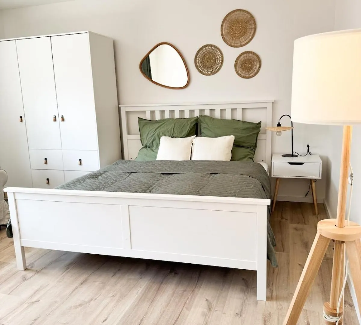 Stilvolles Apartment In Nuernberg contacts